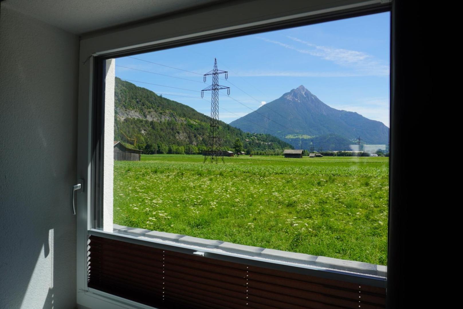 Deluxefort Fuer 10 Gaeste Mit Eigenem Whirlpool Und Fasssauna Imst Exterior photo